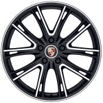 21-inch Panamera Exclusive Design wheels painted in Jet Black Metallic