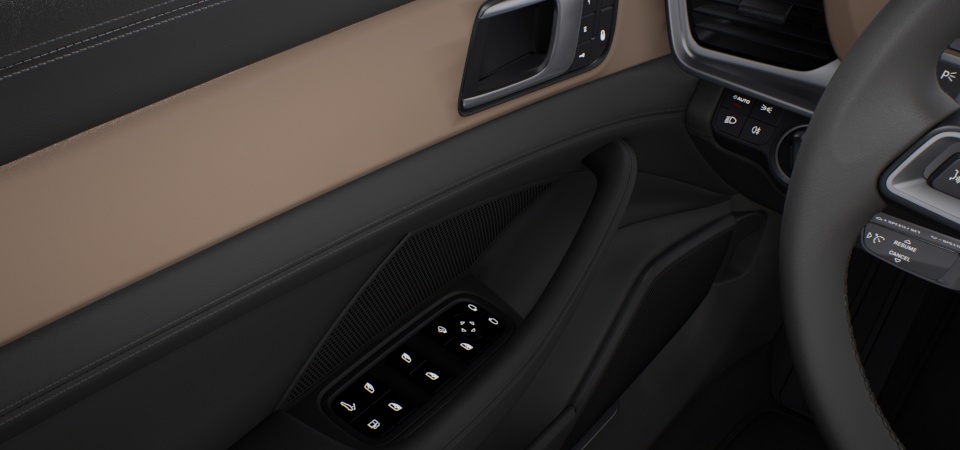 Leather interior package in deviating interior colour