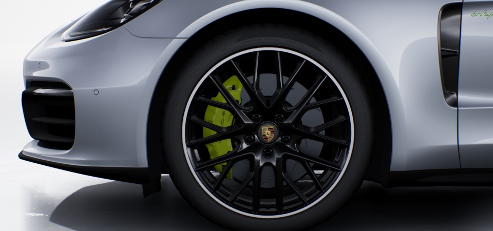 21-inch Panamera SportDesign wheels painted in Black (high-gloss)