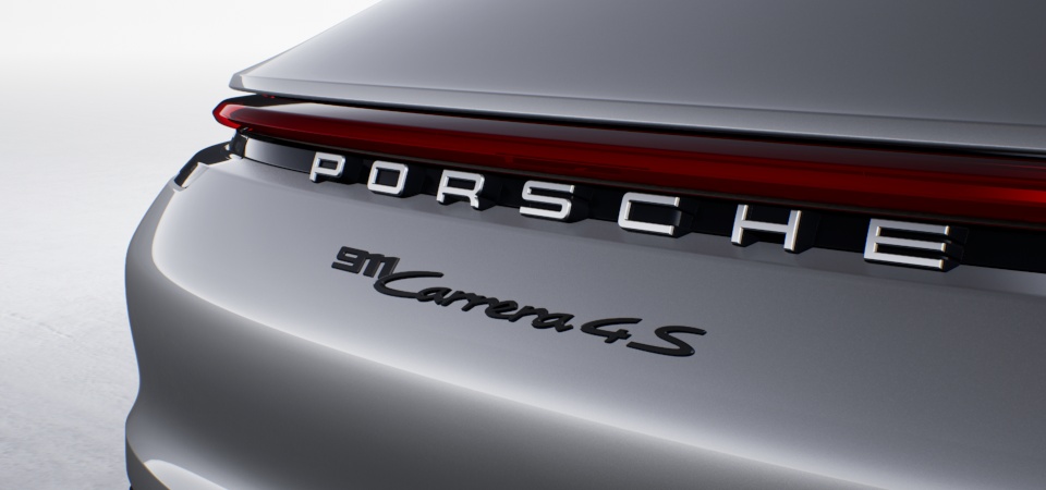 'Porsche'-logo in Zwart, zijdeglans en type-aanduiding in Zwart, hoogglans