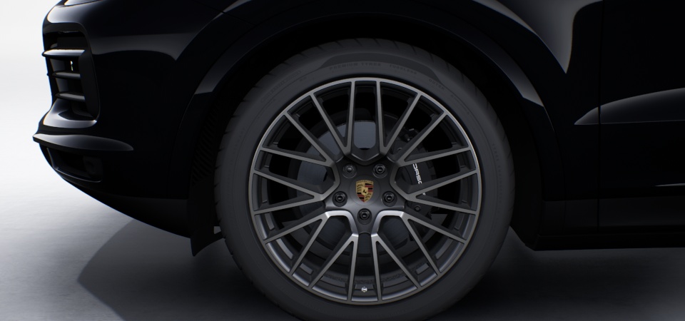 21-inch RS Spyder Design wheels highly polished  with wheel arch extensions in exterior colour