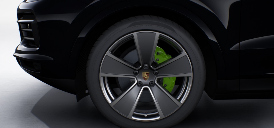 21-inch AeroDesign Design wheels with wheel arch extensions in exterior colour