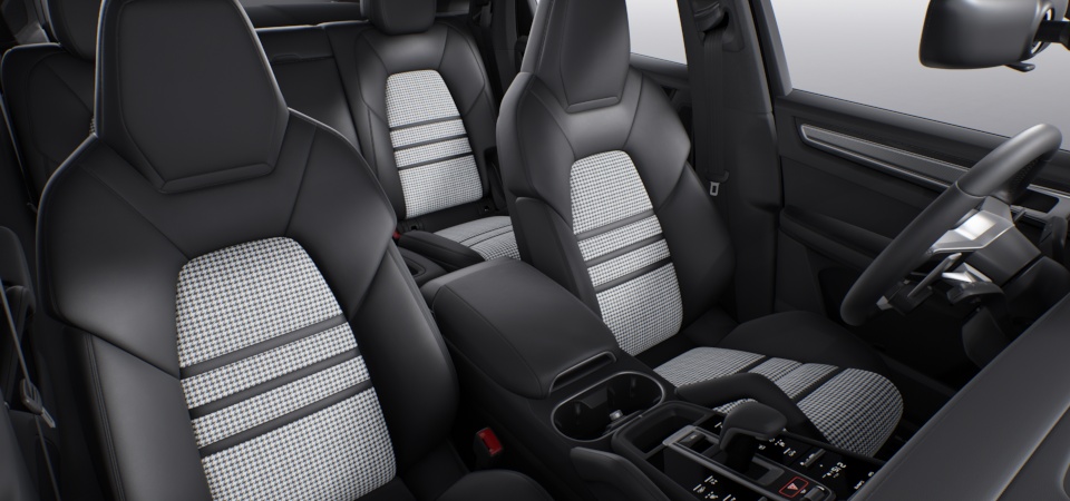 Standard Interior in Black with Seat Centres in Classic Checkered Fabric