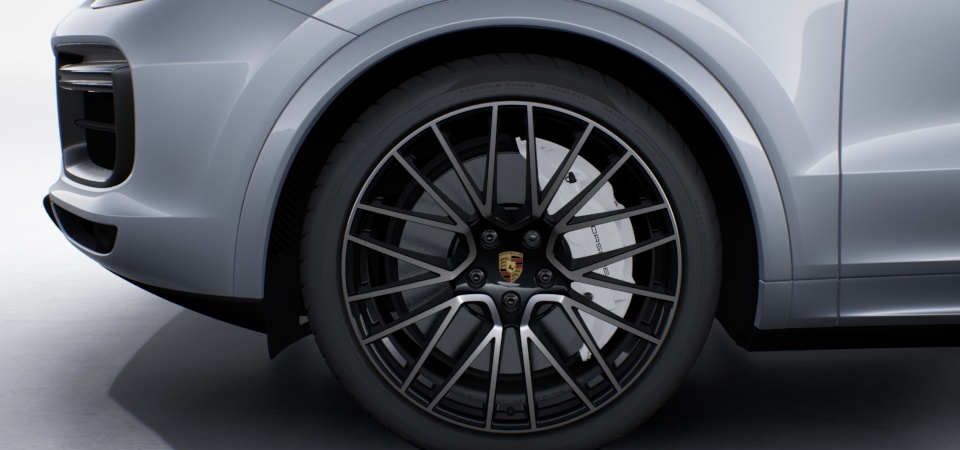22-inch RS Spyder Design wheels with wheel arch extensions in exterior colour