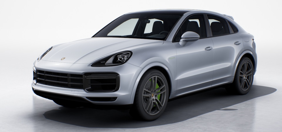 21-inch Cayenne Turbo Design wheels in satin Platinum with wheel arch extensions in exterior colour