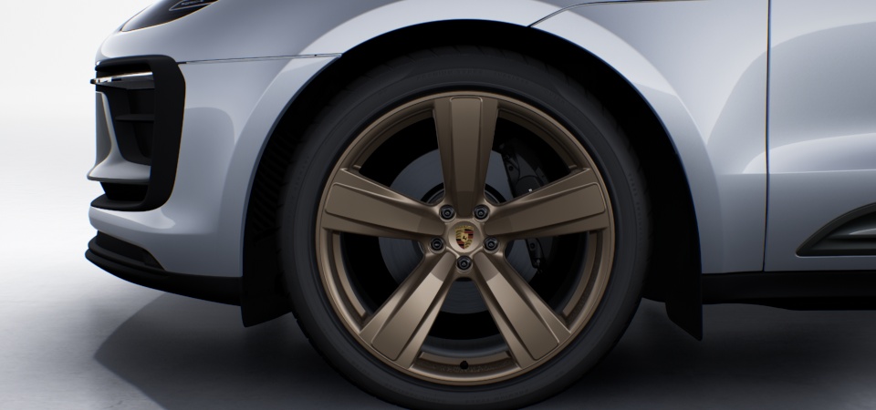 21-inch Exclusive Design Sport wheels painted in Satin Neodyme