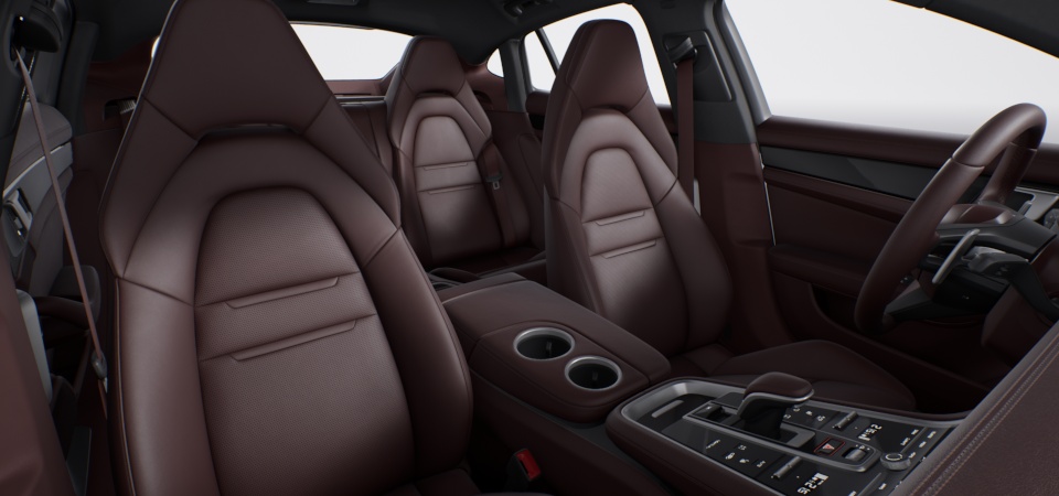 Leather interior in Marsala, smooth-finish leather
