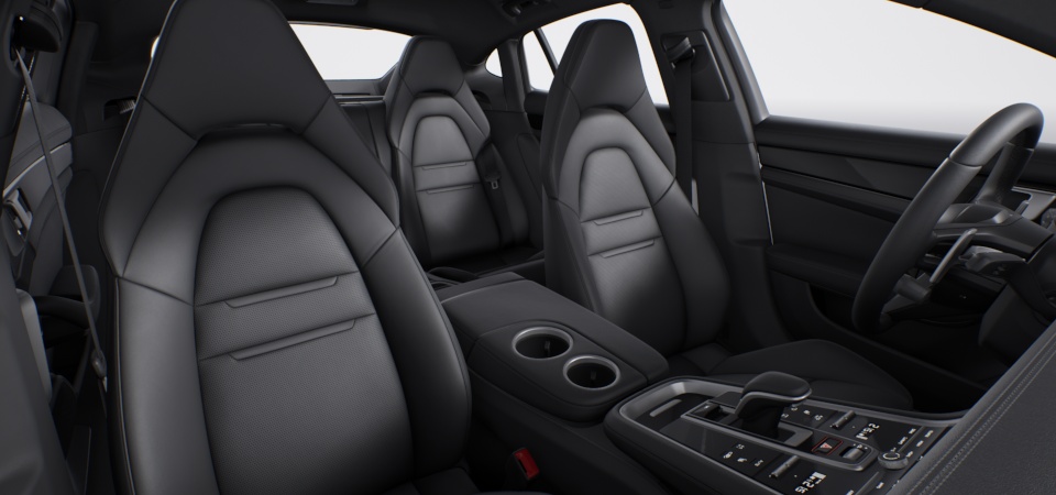 Leather interior in Black, smooth-finish leather