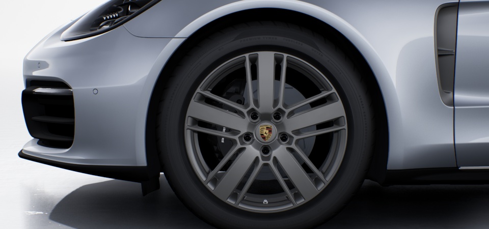 20-inch Panamera Style wheels painted in satin Platinum