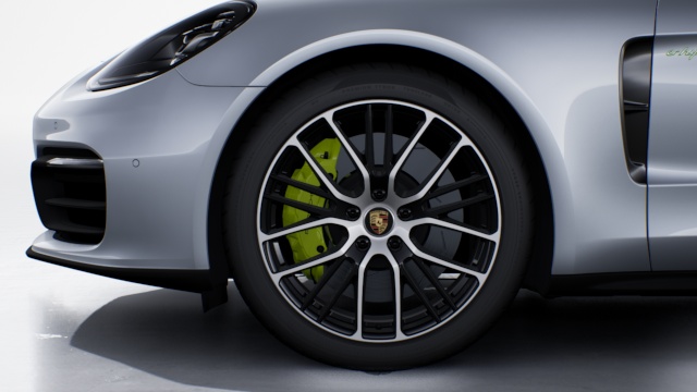 2022-2023 New Porsche Panamera 4S E-Hybrid Sport Turismo ( Carrara White  Metallic ) 