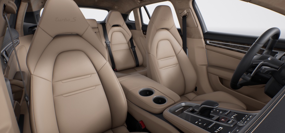 Two-tone leather interior in Black and Luxor Beige, smooth-finish leather