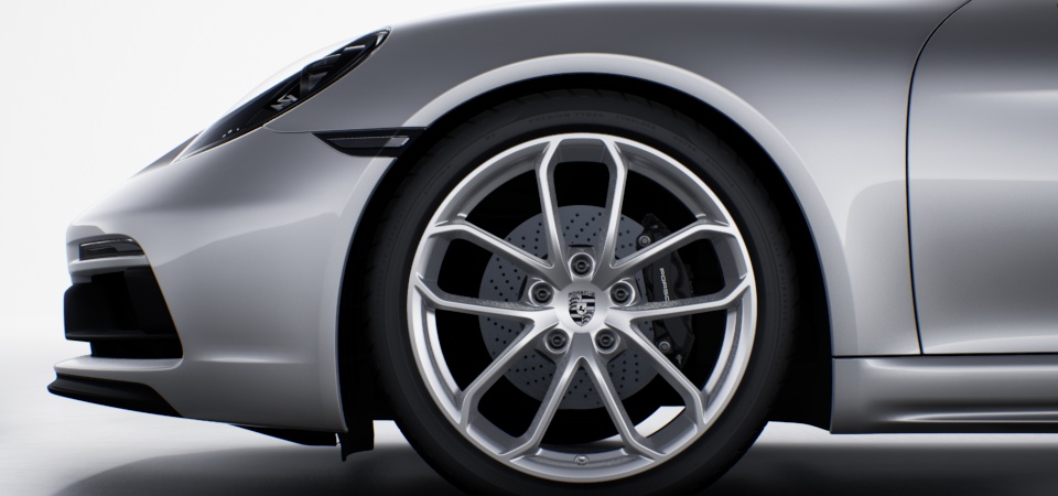 20-inch 718 Spyder wheels in silver colour