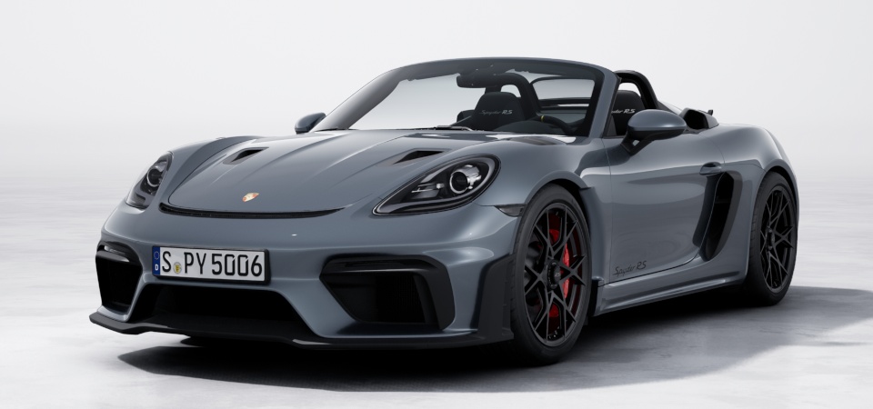 20-inch 718 Cayman GT4 RS forged aluminum wheels