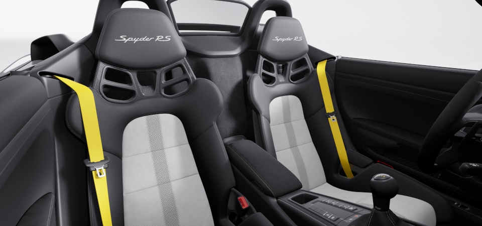 Seat belts in Racing Yellow