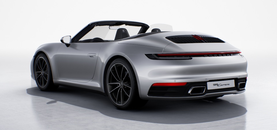 Logo "Porsche" pintado em preto brilhante