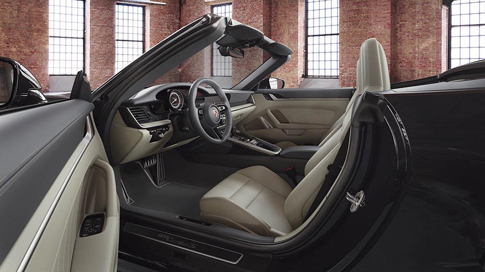 Exclusive Manufaktur Leather Interior