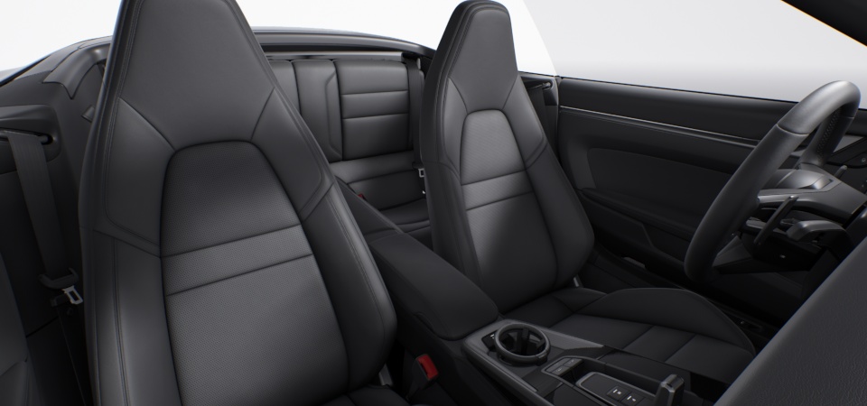 Standard Interior in Black incl. Leather Seat Centers