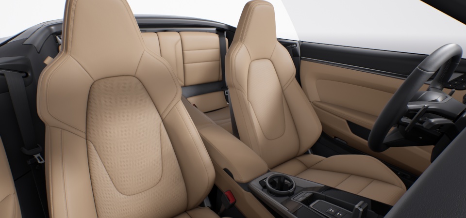 Standard Interior in Black/Mojave Beige incl. Front Leather Seats