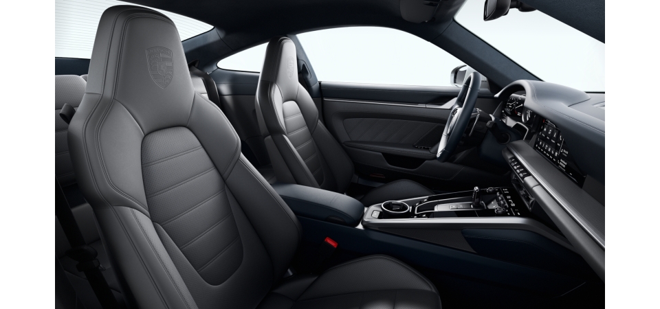 Two-Tone Exclusive Manufaktur Leather Interior in Graphite Blue and Choice of colour