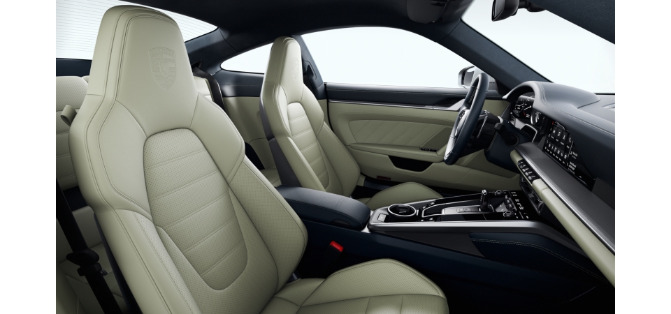 Two-Tone Exclusive Manufaktur Leather Interior in Graphite Blue and Choice of colour