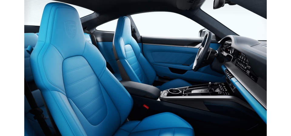 Lederausstattung Exclusive Manufaktur in Bi-Color, graphitblau-Lederfarbe aus Angebot. Hinweis: aktuell eingeschränkte Verfügbarkeit. Bitte informieren Sie sich bei Ihrem Porsche Zentrum.