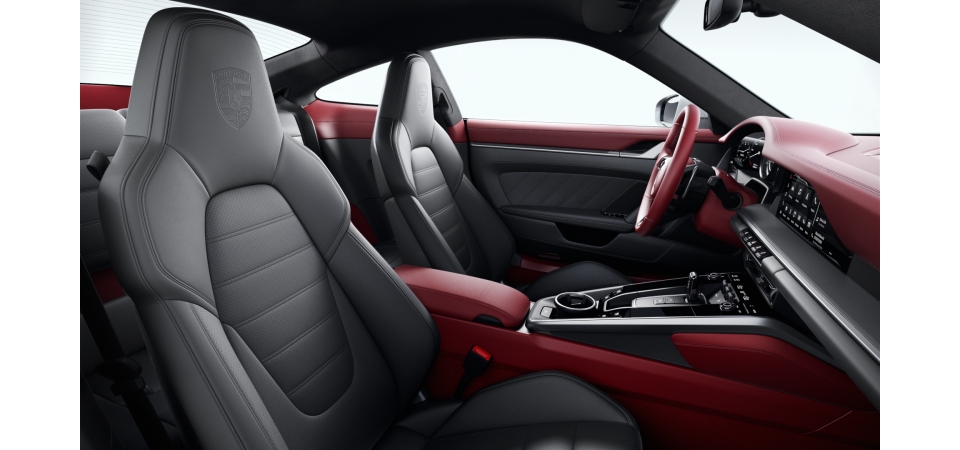 Two-Tone Exclusive Manufaktur Leather Interior in Bordeaux Red and Choice of colour