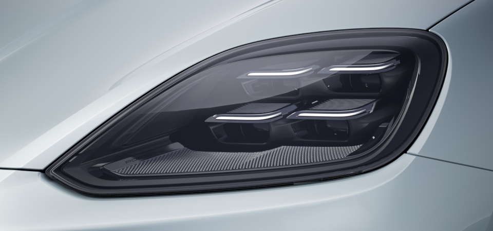 Затемнённая оптика HD-Matrix LED, включая адаптивные фары Porsche Dynamic Light System Plus (PDLS Plus) (автоматический дальний свет)