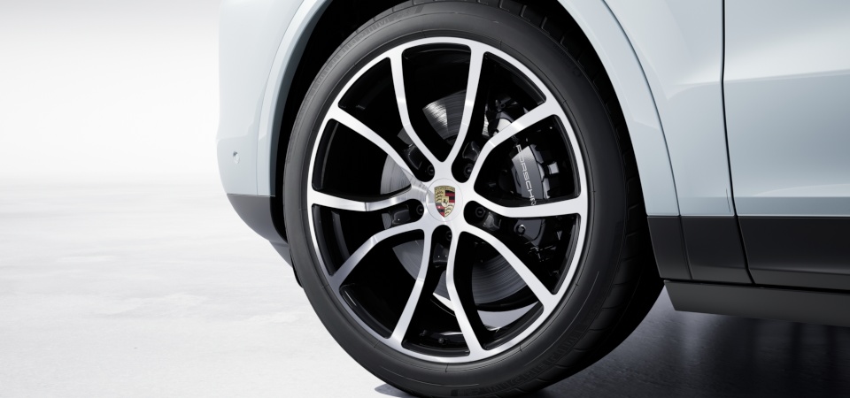 21-inch Cayenne Exclusive Design wheels in Black (high-gloss)