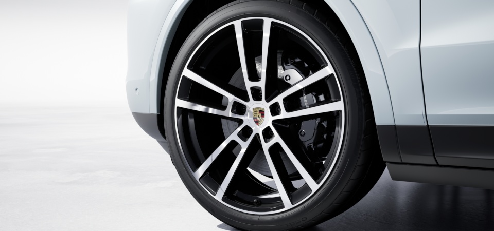 22-дюймові колеса спортивного дизайну з розширенням колісних арок у колір кузова