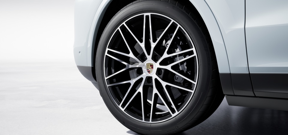21-дюймові колеса RS Spyder Design із розширеними колісними арками в колір кузова