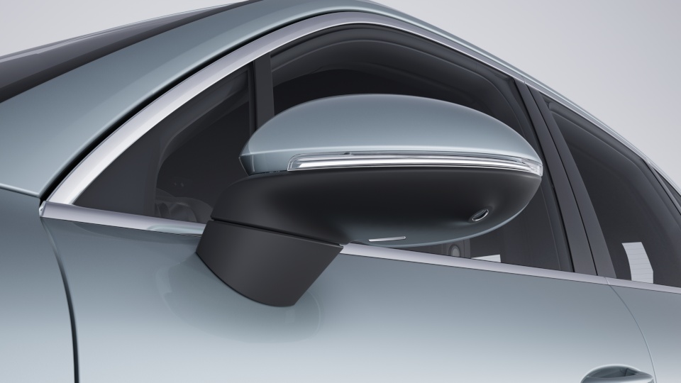 Камеры кругового обзора (360 градусов: Surround View), включая датчики помощи при парковке сзади и спереди