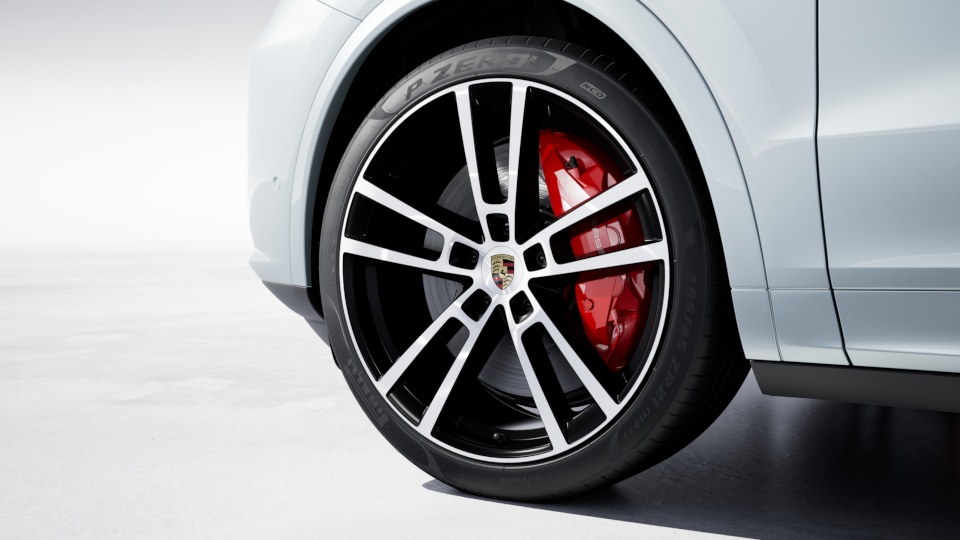 22-дюймові колеса спортивного дизайну з розширенням колісних арок у колір кузова