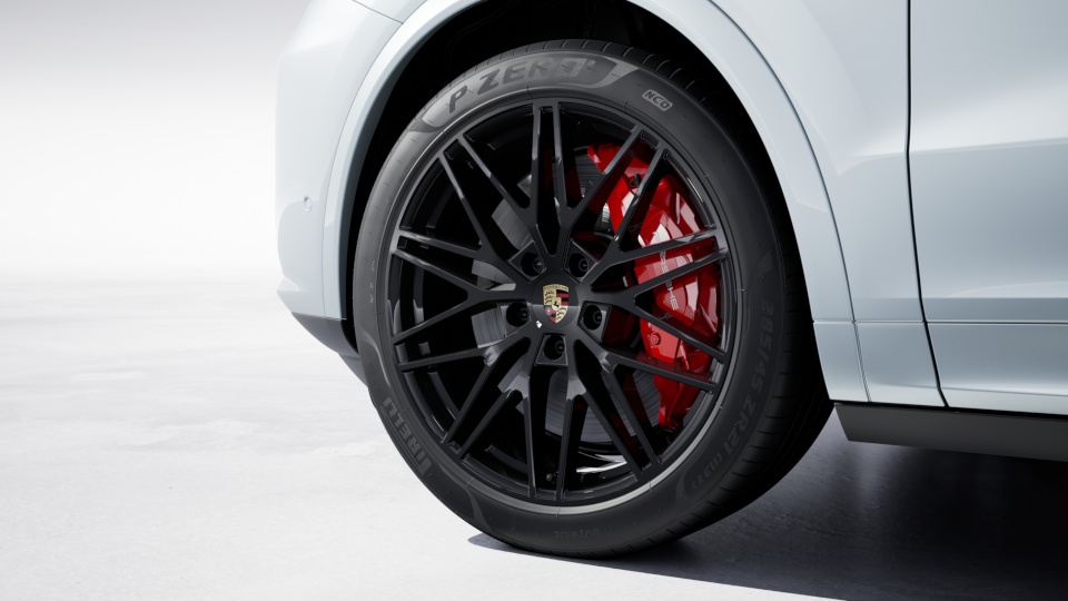 21 collas RS Spyder Design diski melnā spīdīgā krāsā ar arku paplatinājumiem virsbūves krāsā