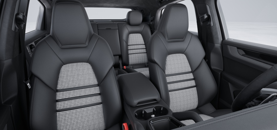 Extended partial leather interior in Black with seat centres in fabric