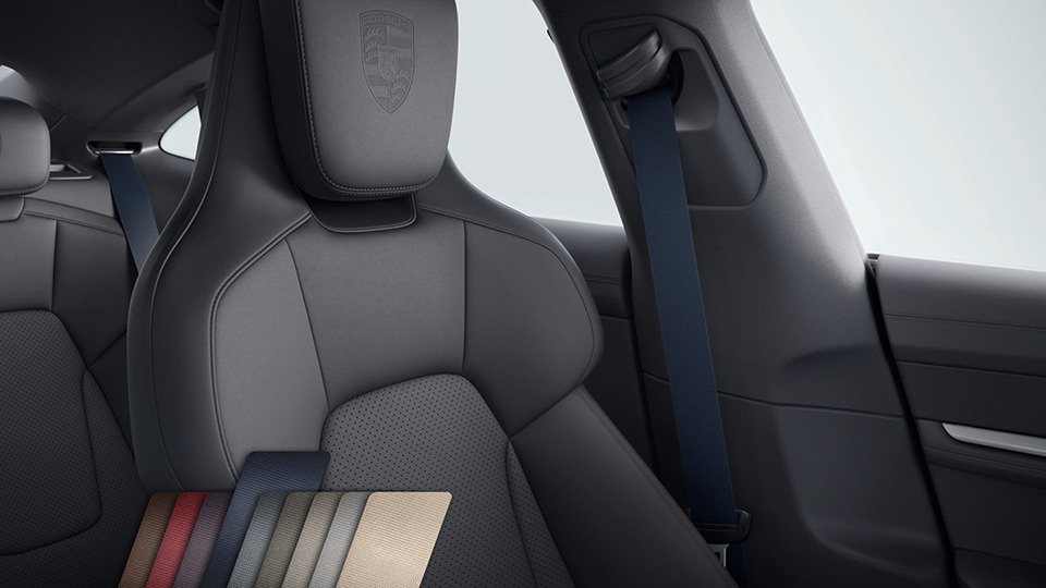 Seat Belts in Graphite Blue