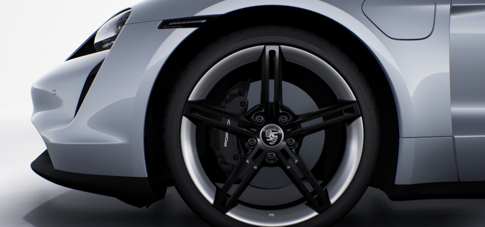 21-Inch Mission E Design Wheels