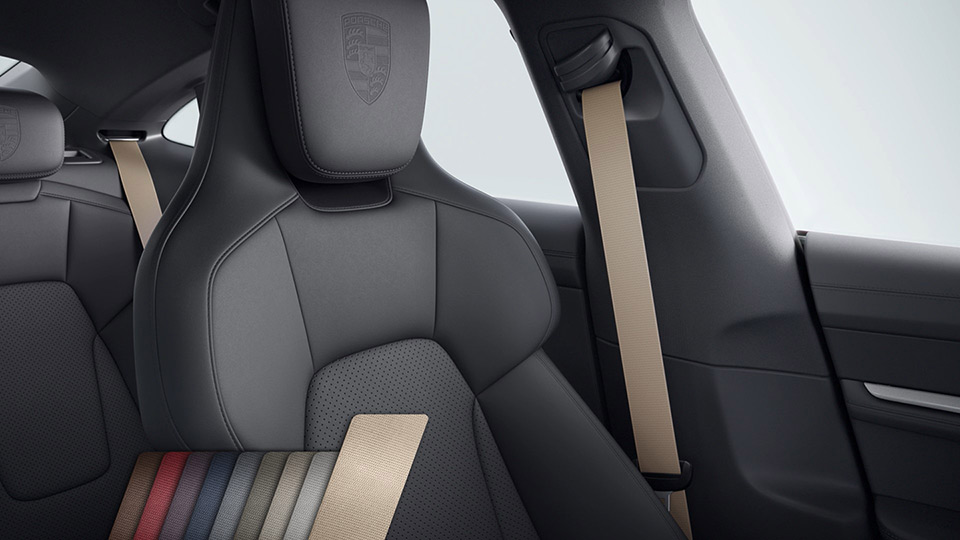 Seat Belts in Atacama Beige