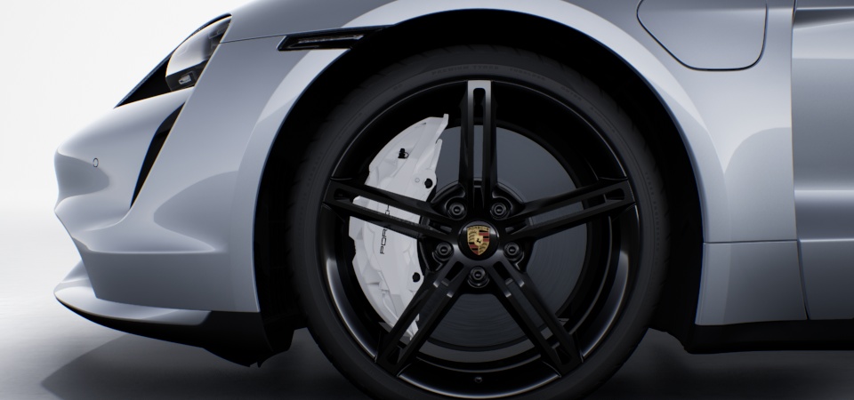 Wheels painted in Black (high-gloss)