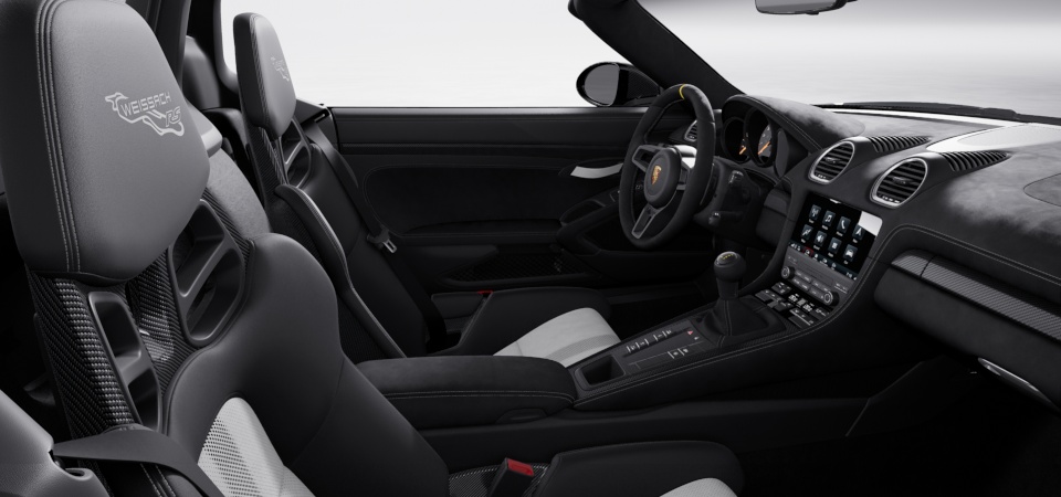 Leather/Race-Tex Interior in Black with Arctic Grey Stitching i.c.w. Weissach Package