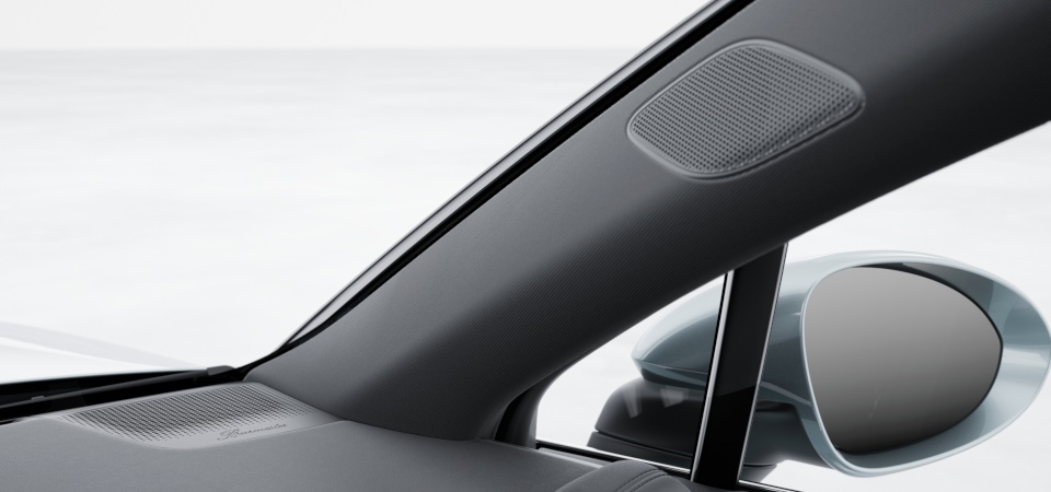 Burmester® High-End Surround Ses Sistemi