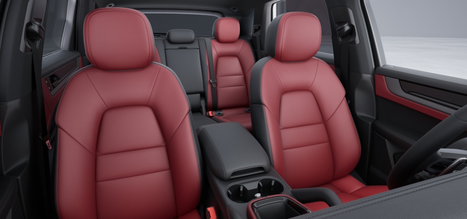 Leather interior in two-tone combination, smooth-finish leather Black and Bordeaux Red