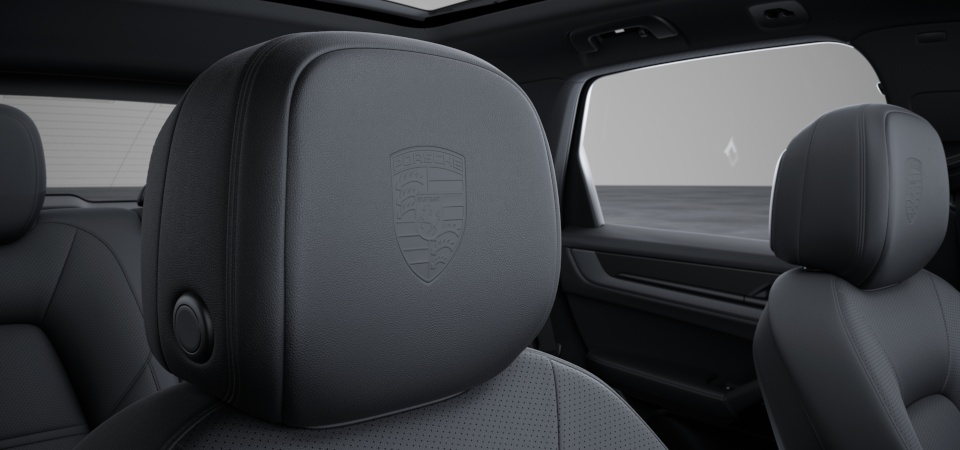 Porsche Crest on headrests (in conjunction with comfort pillows in the rear)
