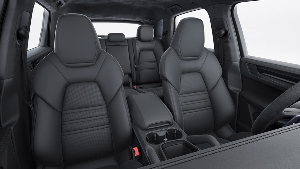 Leather interior in standard colour, smooth-finish leather Black