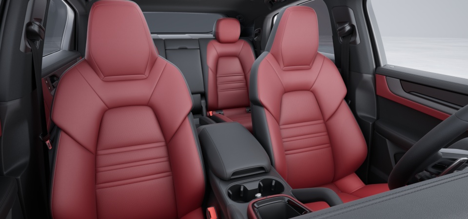 Leather interior in two-tone combination, smooth-finish leather Black and Bordeaux Red