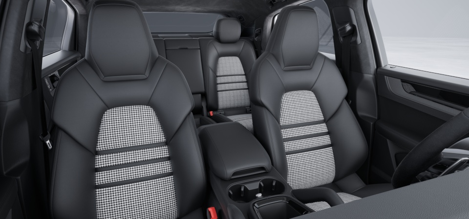 Partial leather interior in black with seat centres in fabric only i.c.w. Lightweight Sport package