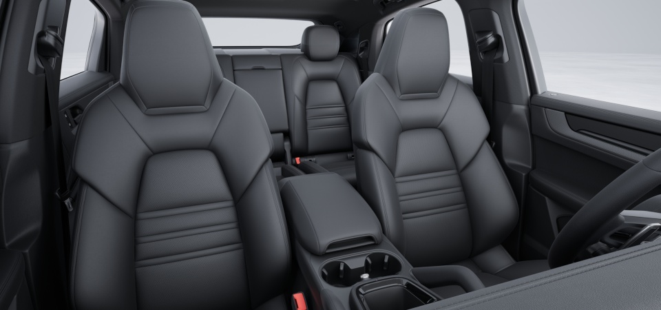 Leather interior in standard colour, smooth-finish leather Black