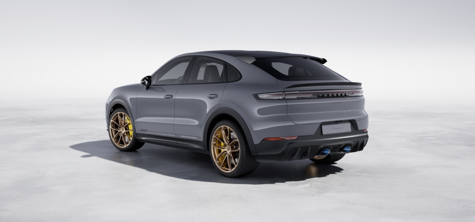 ‘PORSCHE’ logo painted in High Gloss Black and model designation painted in exterior colour