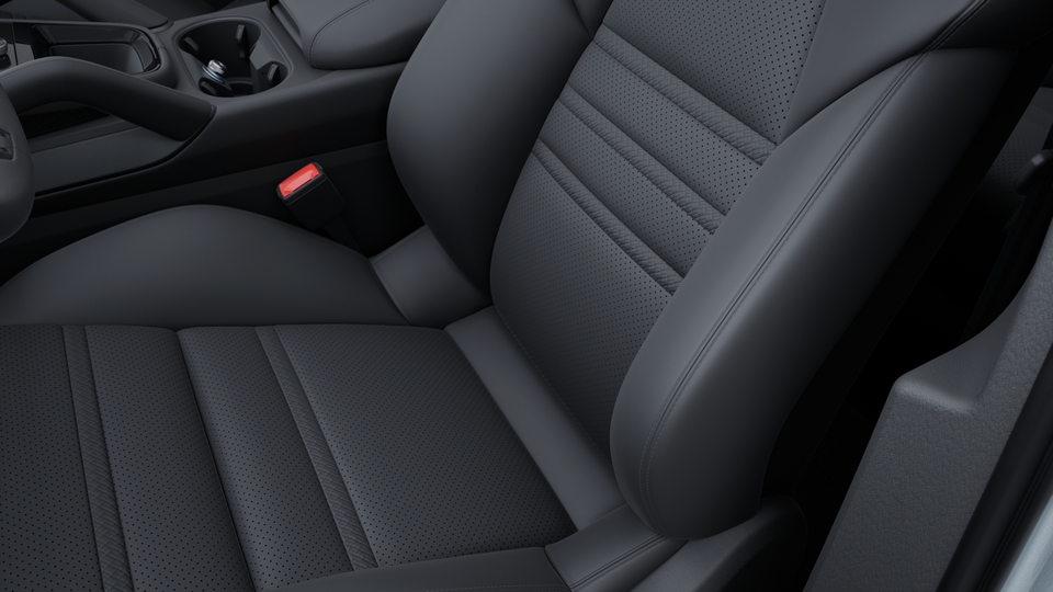 Club Leather Interior in Basalt Black with Cross-Stitching