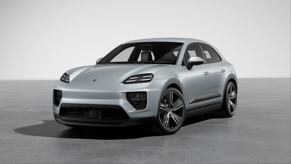 22-inch Macan Exclusive Design wheels with aeroblades carbon