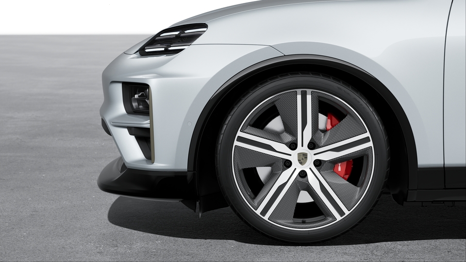 22-inch Macan Exclusive Design wheels with aeroblades carbon